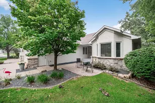 9930 Old Wagon Trail, Eden Prairie, MN 55347 - Photo 51