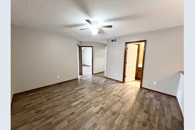 15257 60th Avenue N, Plymouth, MN 55446 - Photo 3