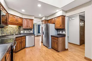 7476 Cahill Rd, Edina, MN 55439 - Photo 7