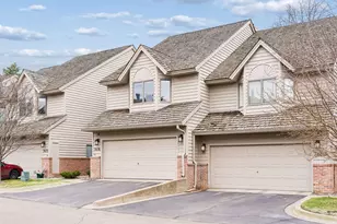 7476 Cahill Rd, Edina, MN 55439 - Photo 53