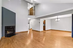 7476 Cahill Rd, Edina, MN 55439 - Photo 19