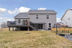 1460 Raymond Dr, Waconia, MN 55387 - Photo 45