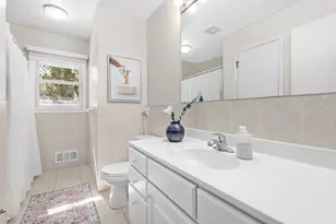 1056 Brooks Ave W, Roseville, MN 55113 - Photo 11