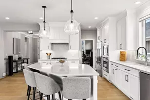 7100 Highland Ct, Eden Prairie, MN 55346 - Photo 25