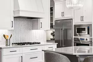 7100 Highland Ct, Eden Prairie, MN 55346 - Photo 23