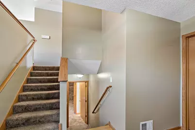 109 Gambrelle Court, Mankato, MN 56001 - Photo 7