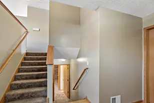 109 Gambrelle Ct, Mankato, MN 56001 - Photo 7