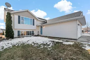 109 Gambrelle Ct, Mankato, MN 56001 - Photo 3