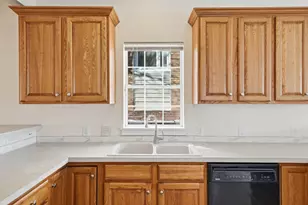 4239 Webber Pkwy, Minneapolis, MN 55412 - Photo 11