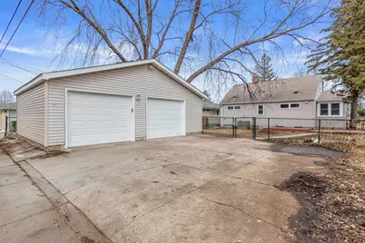 3439 Lee Avenue N, Crystal, MN 55422 - Photo 21