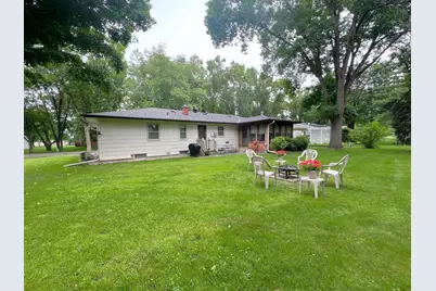 1804 7th Street SW, Willmar, MN 56201 - Photo 3