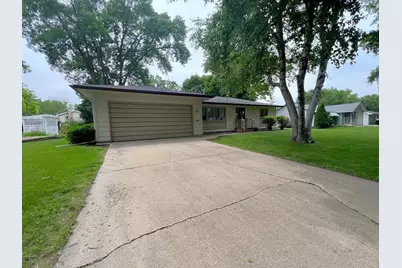 1804 7th Street SW, Willmar, MN 56201 - Photo 1