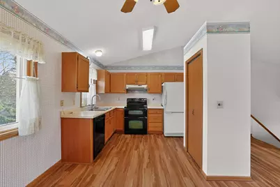 3714 10th Avenue SW, Rochester, MN 55902 - Photo 9