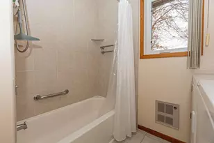 1015 Nokomis St, Alexandria, MN 56308 - Photo 17