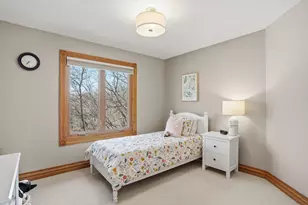 4136 Prairie Ridge Rd, Eagan, MN 55123 - Photo 35