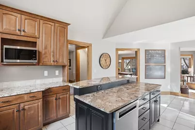 4136 Prairie Ridge Road, Eagan, MN 55123 - Photo 5