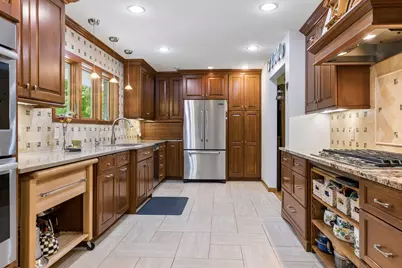 16300 Highwood Drive, Minnetonka, MN 55345 - Photo 7