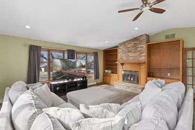 11205 River Hills Drive, Burnsville, MN 55337 - Photo 7