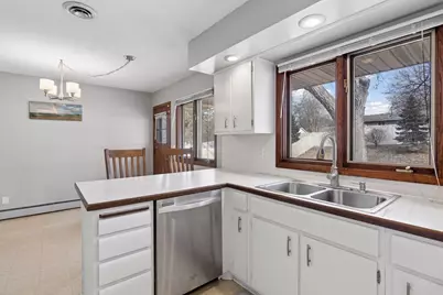 11205 River Hills Drive, Burnsville, MN 55337 - Photo 15