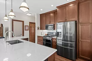 4134 Oakbrooke Trail, Eagan, MN 55122 - Photo 7