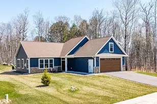 4320 Thielke Cir, Hermantown, MN 55811 - Photo 1