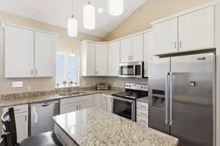 4224 Rymark Ct, Shakopee, MN 55379 - Photo 3