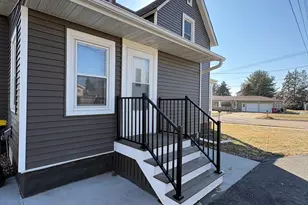 35 3rd St SE, Plainview, MN 55964 - Photo 5