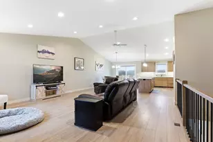 310 Falcon Run, Eagle Lake, MN 56024 - Photo 7