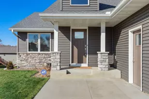 310 Falcon Run, Eagle Lake, MN 56024 - Photo 5