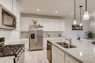 718 Maggie Way, Chanhassen, MN 55317 - Photo 13