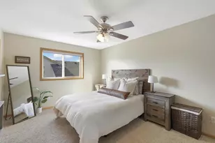 688 101st Ave NE, Blaine, MN 55434 - Photo 15