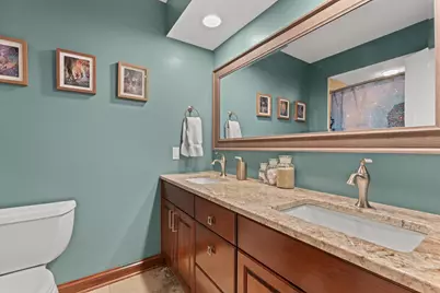 1122 Foxcroft Lane SW, Rochester, MN 55902 - Photo 31