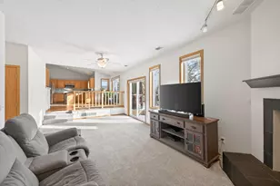 14825 39th Ave N, Plymouth, MN 55446 - Photo 7