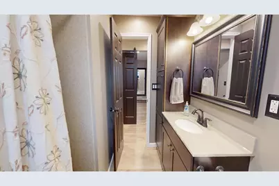 2021 Bridge Avenue, Albert Lea, MN 56007 - Photo 17