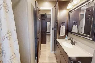 2021 Bridge Ave, Albert Lea, MN 56007 - Photo 17