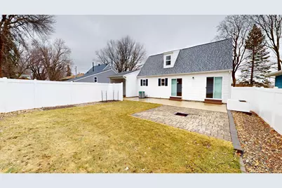 2021 Bridge Avenue, Albert Lea, MN 56007 - Photo 43