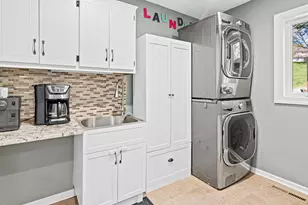 4110 Minnesota Ln N, Plymouth, MN 55446 - Photo 13
