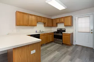 2057 Black Squirrel Trail, North Mankato, MN 56003 - Photo 5