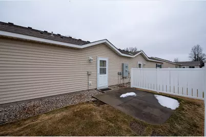 2057 Black Squirrel Trail, North Mankato, MN 56003 - Photo 15