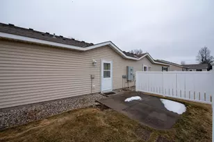 2057 Black Squirrel Trail, North Mankato, MN 56003 - Photo 15