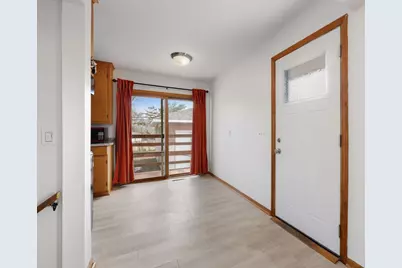 7012 Drew Avenue N, Brooklyn Center, MN 55429 - Photo 5