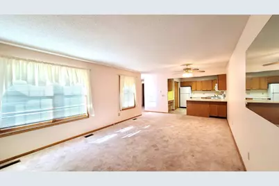 48 Thompson Avenue W #40, West Saint Paul, MN 55118 - Photo 9