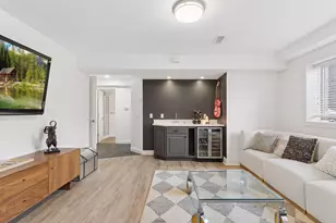 423 River St, Minneapolis, MN 55401 - Photo 31