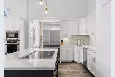 423 River Street, Minneapolis, MN 55401 - Photo 17