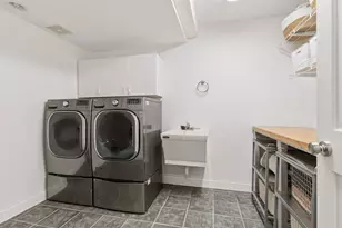 423 River St, Minneapolis, MN 55401 - Photo 55