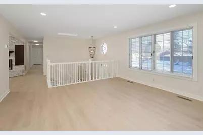 7783 Kingsview Lane N, Maple Grove, MN 55311 - Photo 11