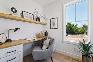 5621 Buffington Ln, Shorewood, MN 55331 - Photo 17