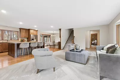 8129 Pennsylvania Circle, Bloomington, MN 55438 - Photo 5