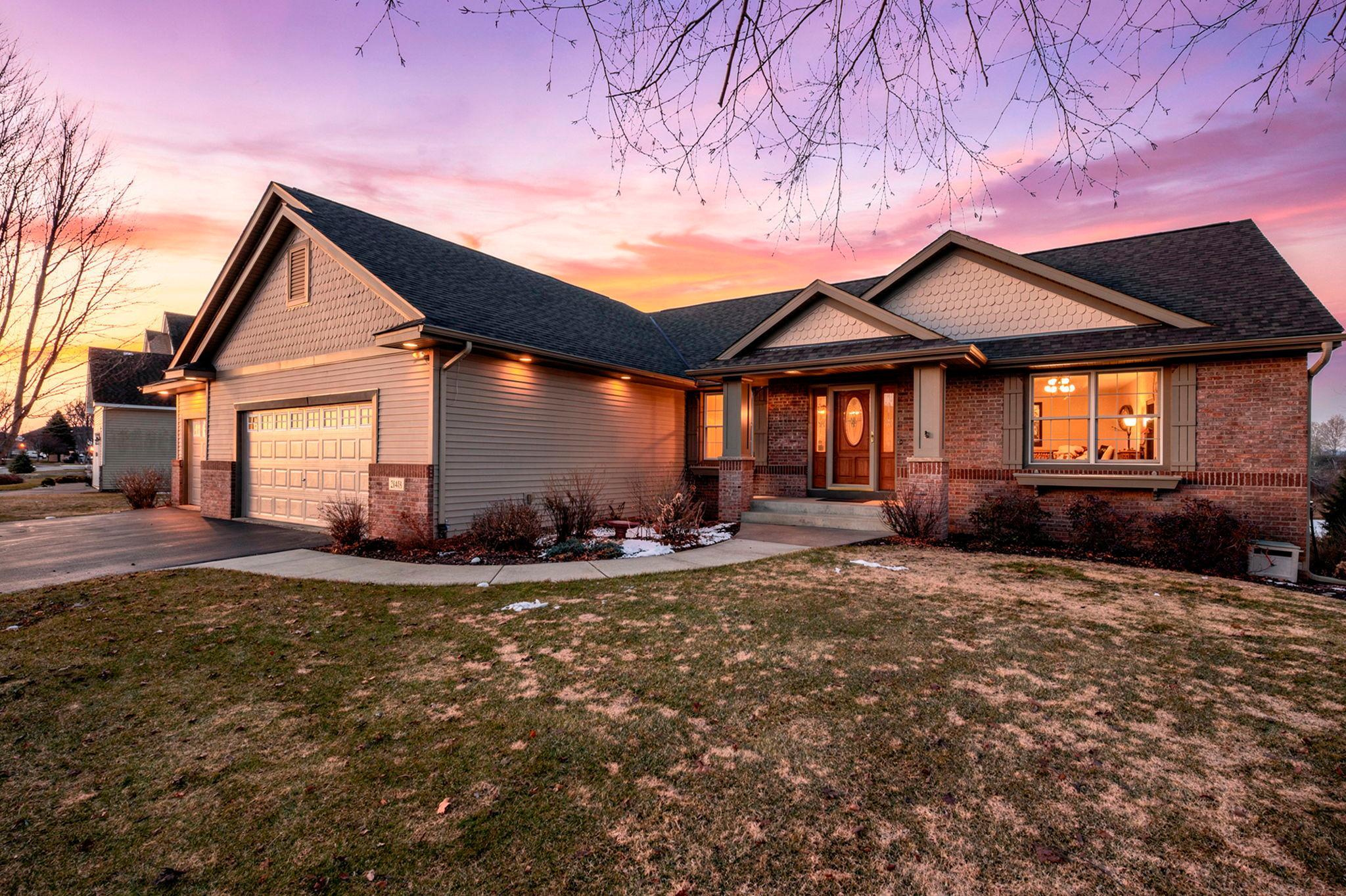 21418 Queen St NW, Elk River, MN 55330 - MLS 7031278 - Coldwell Banker
