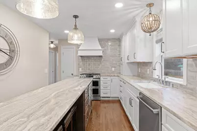 1108 Quebec Avenue N, Golden Valley, MN 55427 - Photo 13